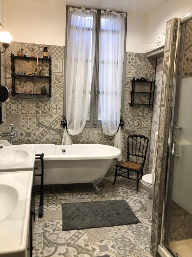 Le Grand Echiquier Hotel Coutras Екстериор снимка