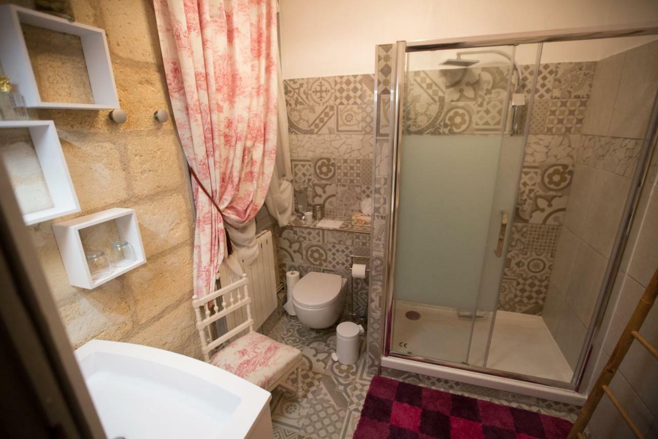 Le Grand Echiquier Hotel Coutras Екстериор снимка