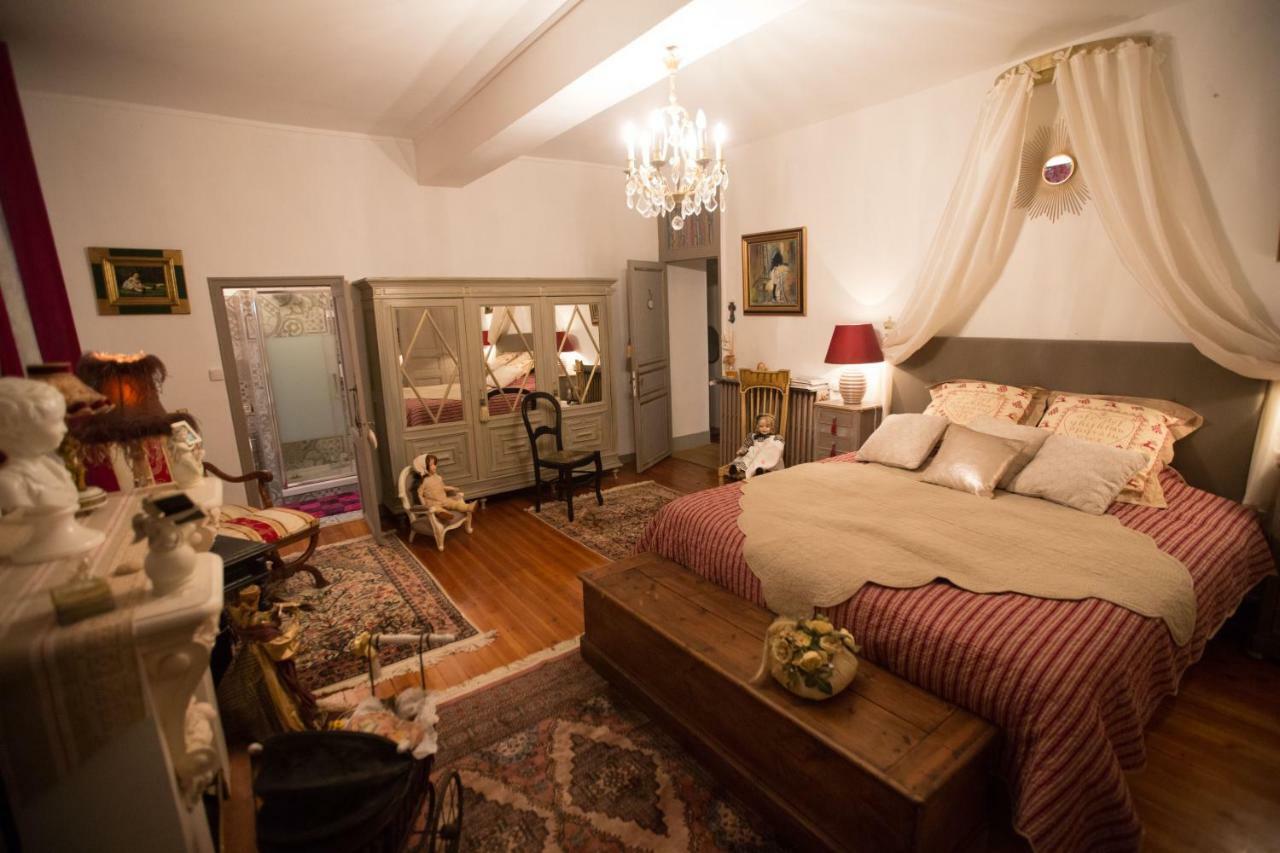 Le Grand Echiquier Hotel Coutras Екстериор снимка